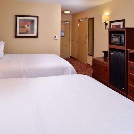 Hampton By Hilton Lincoln Hotel Exterior photo
